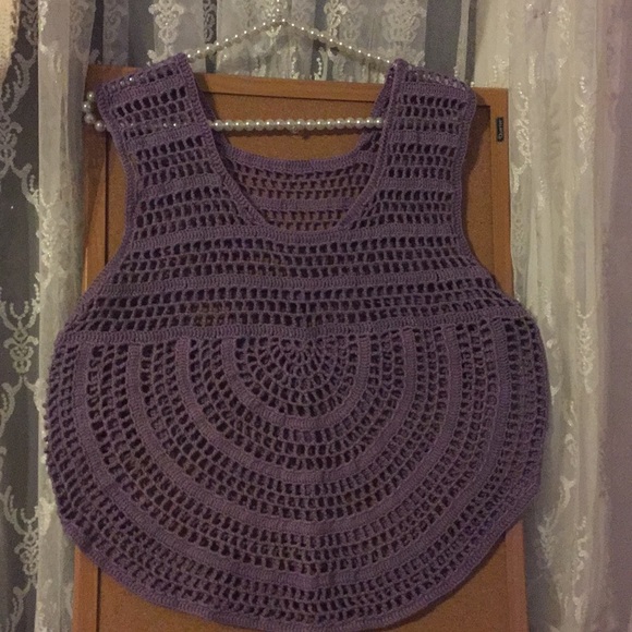 Vest - Picture 1 of 2